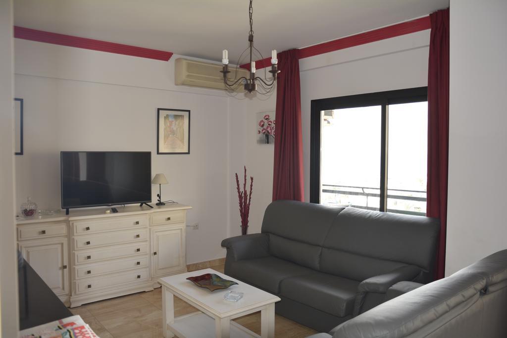 Apartamentos Mediterraneo Marbella Exterior photo